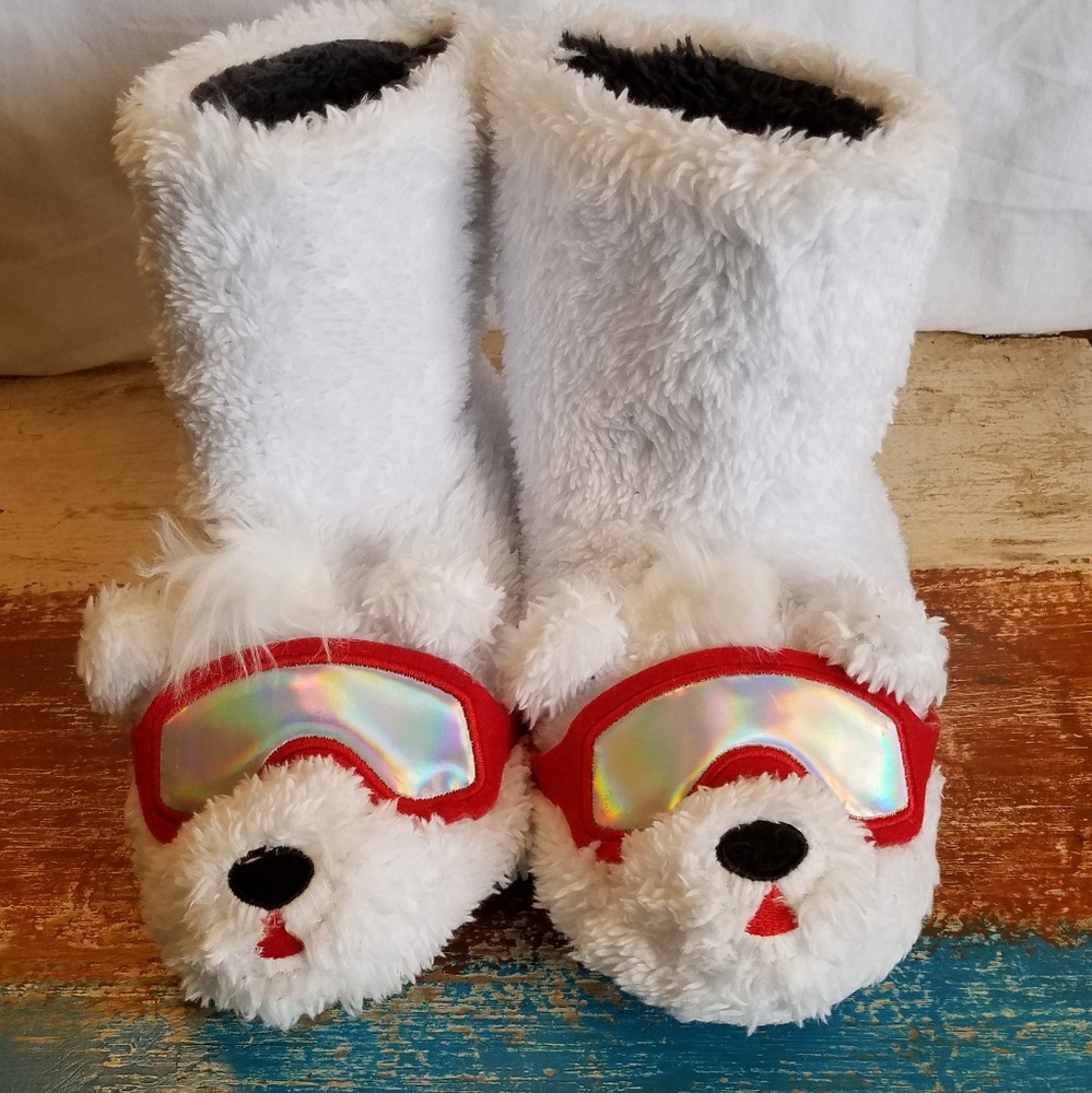 Childrens Bear slippers size medium